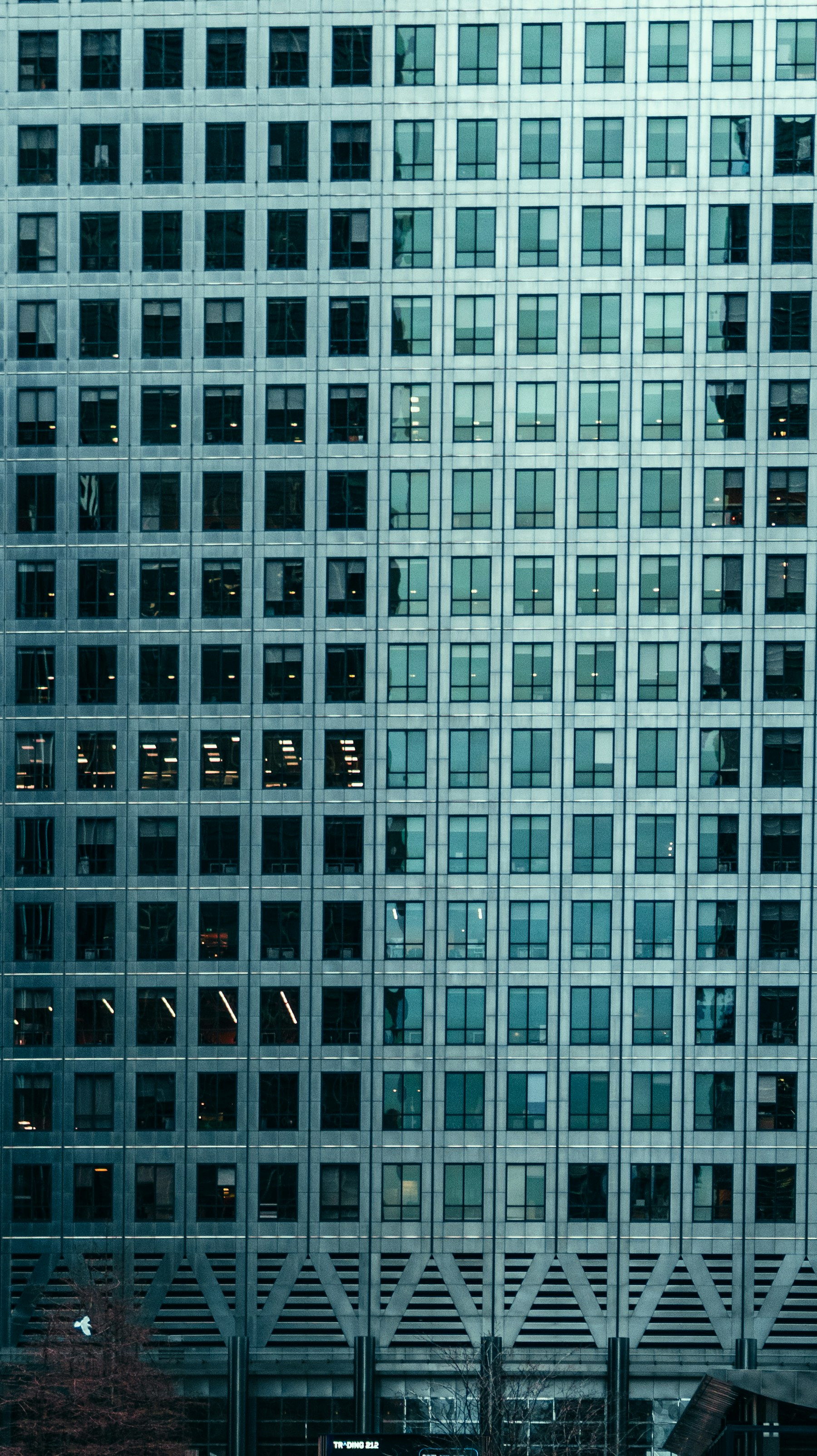 Fachada de un edificio de actividad empresarial